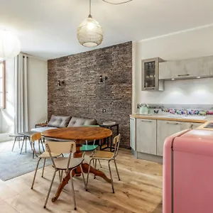 Appartement Welkeys - Sainte Claire, Annecy