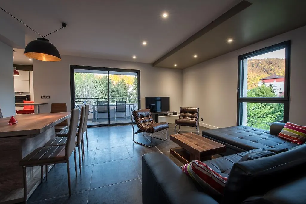 La Prairie Apartment Annecy