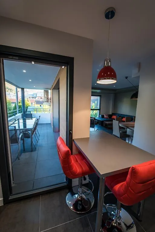 La Prairie Apartment Annecy